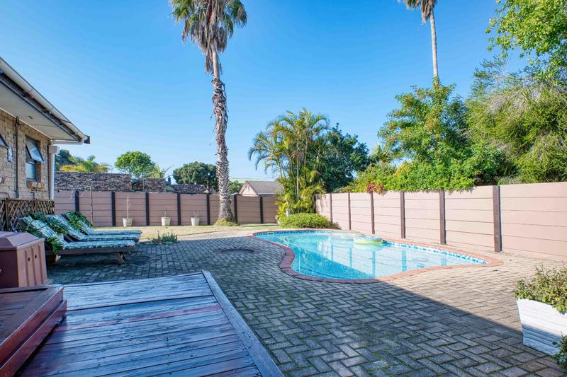 3 Bedroom Property for Sale in Walmer Downs Eastern Cape